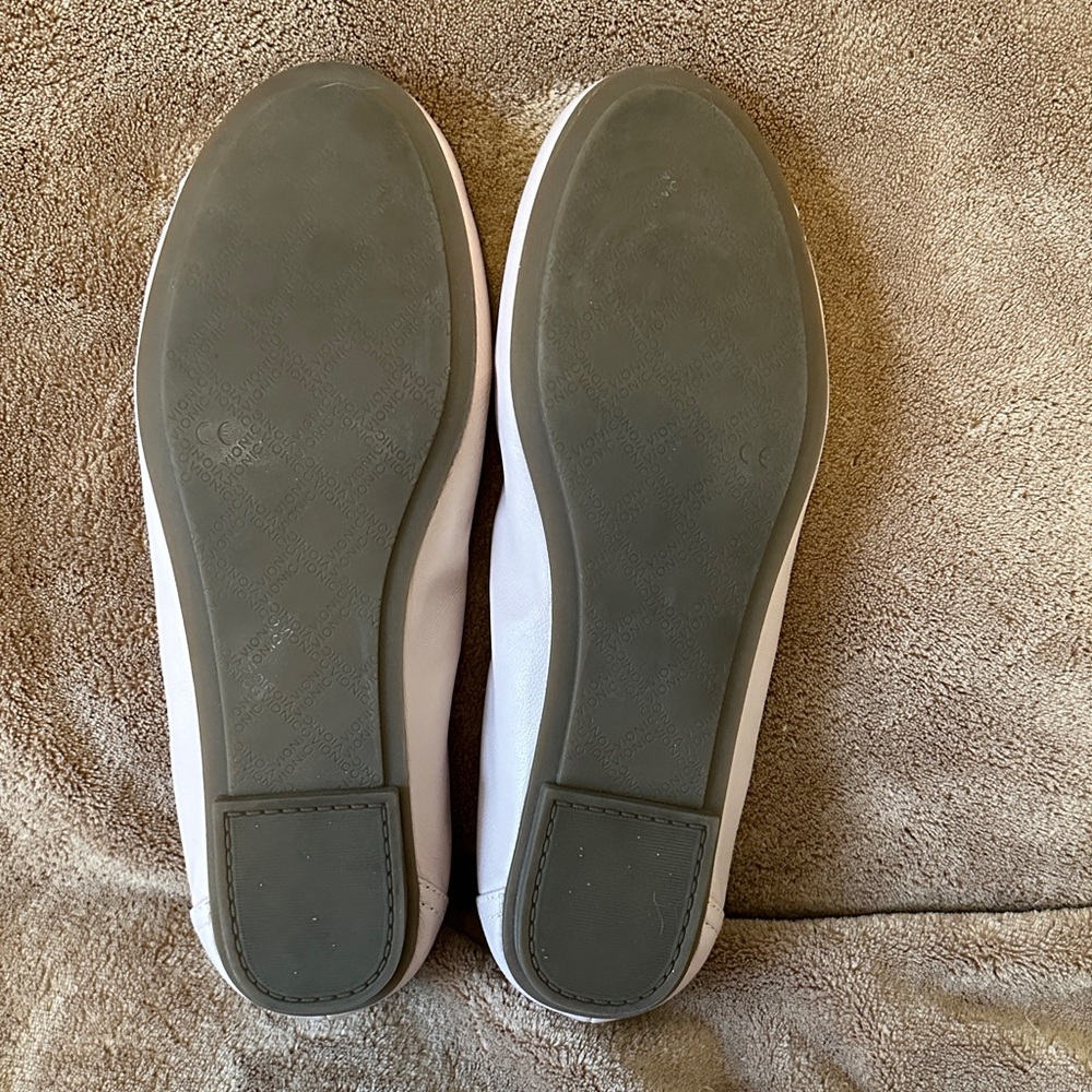 Like NEW Vionic Soft Pink Ballet flats Sz 9 - Picture 4 of 4